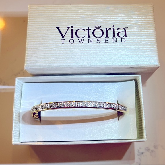 Genuine Diamond & Gold Plated Bangle Bracelet - Picture 1 of 5